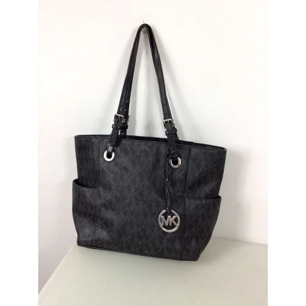 Michael Kors some minor